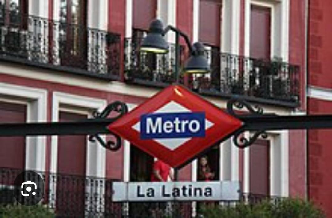 Alexa Host Hostal Madrid